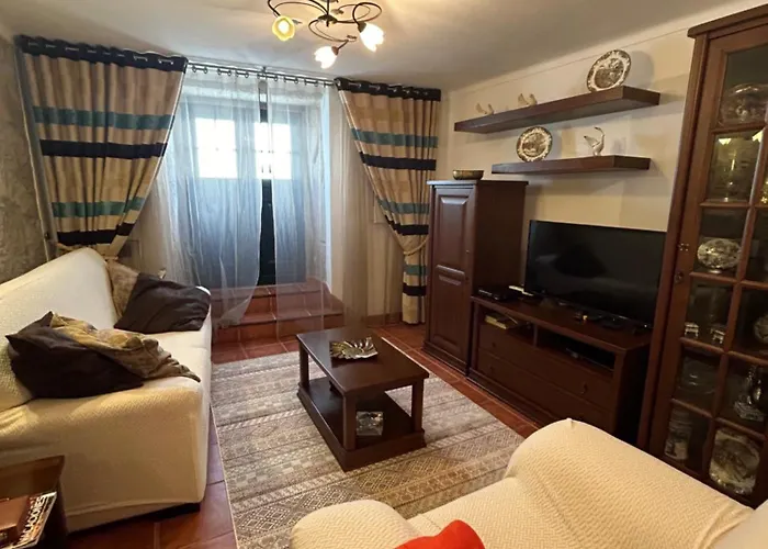 Casa Portas Da Cruz * Almeida